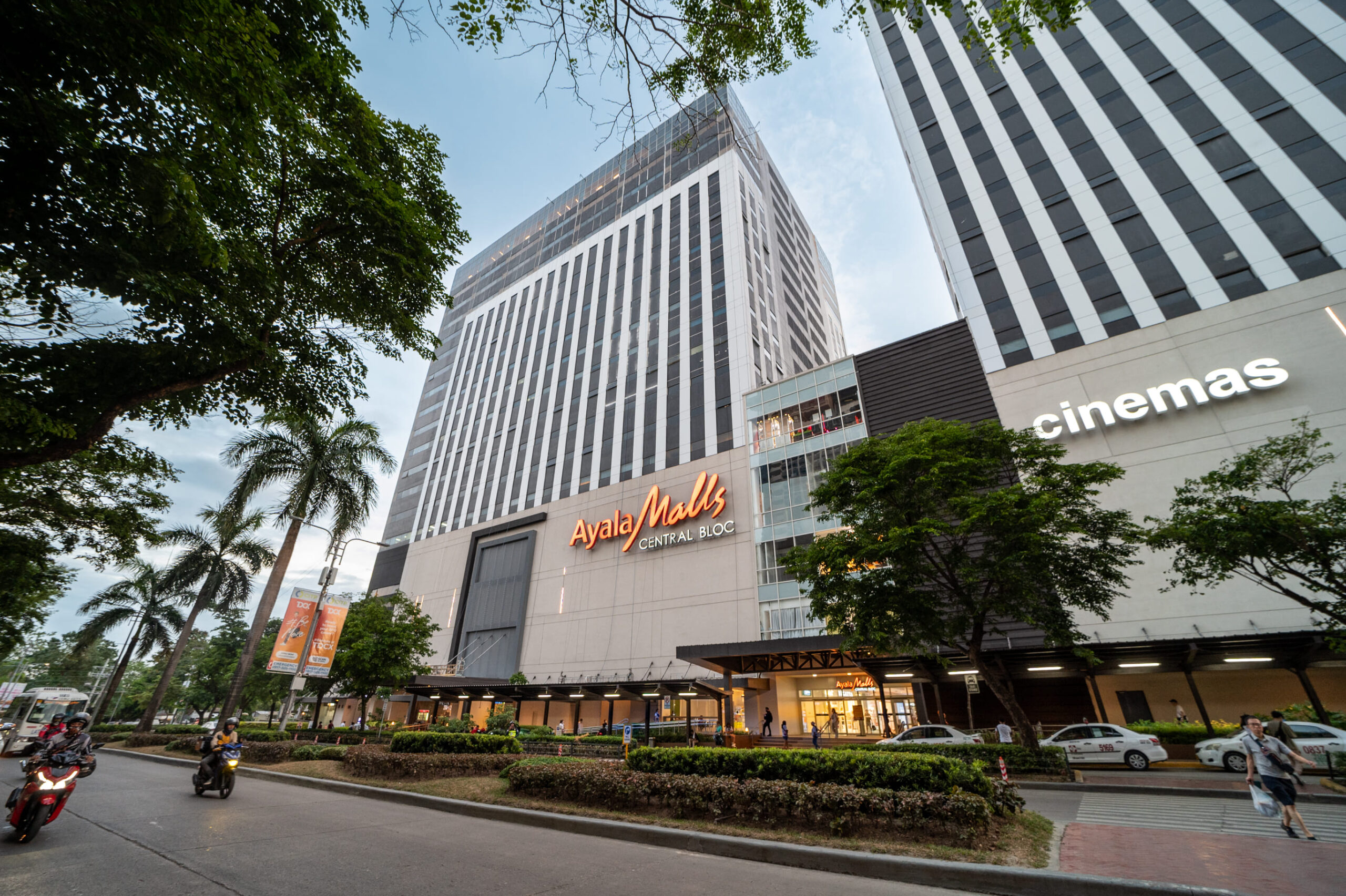 Ayala Malls Central Bloc